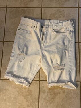 H&M White Distressed Slim Jeans